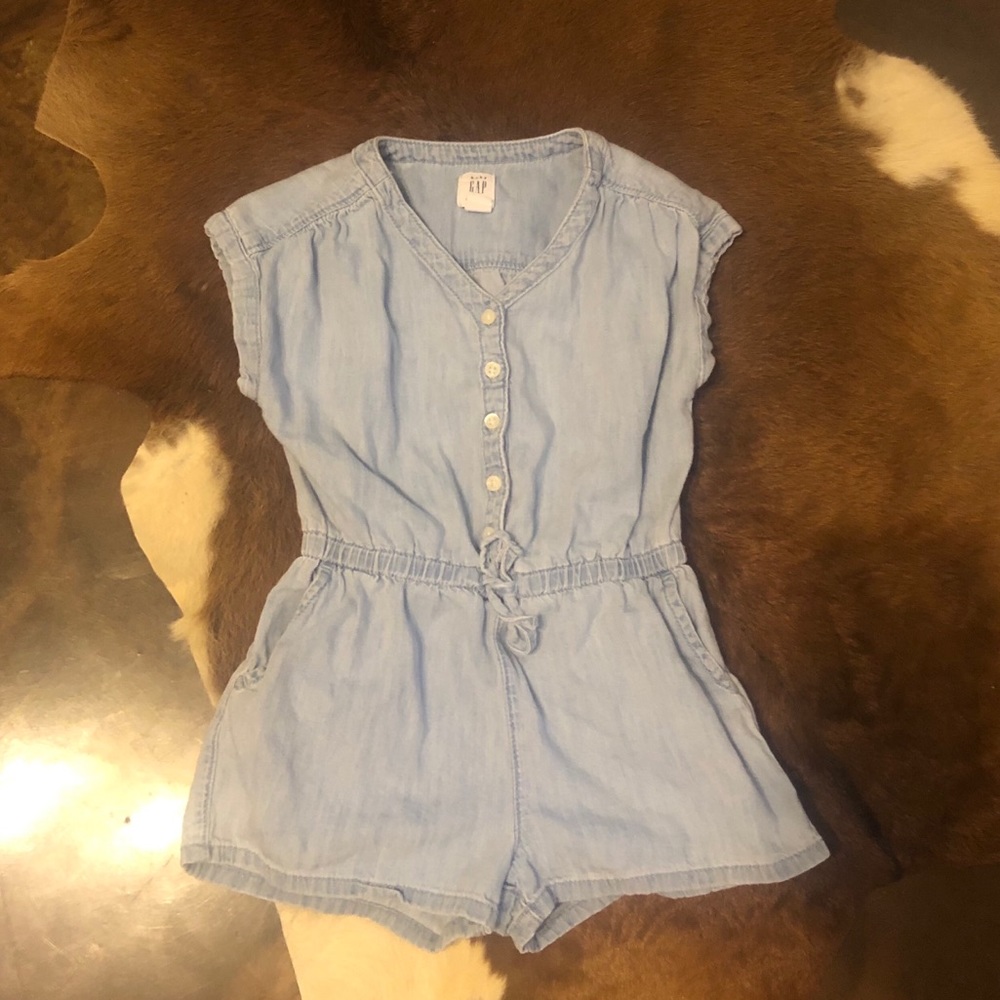Toddler gap denim chambray romper 3 years EUC